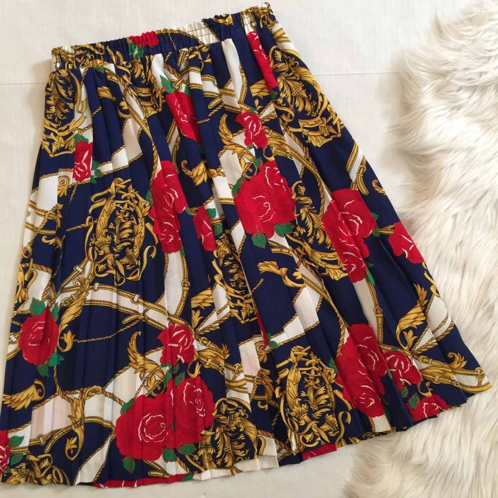 Pleated Skirt